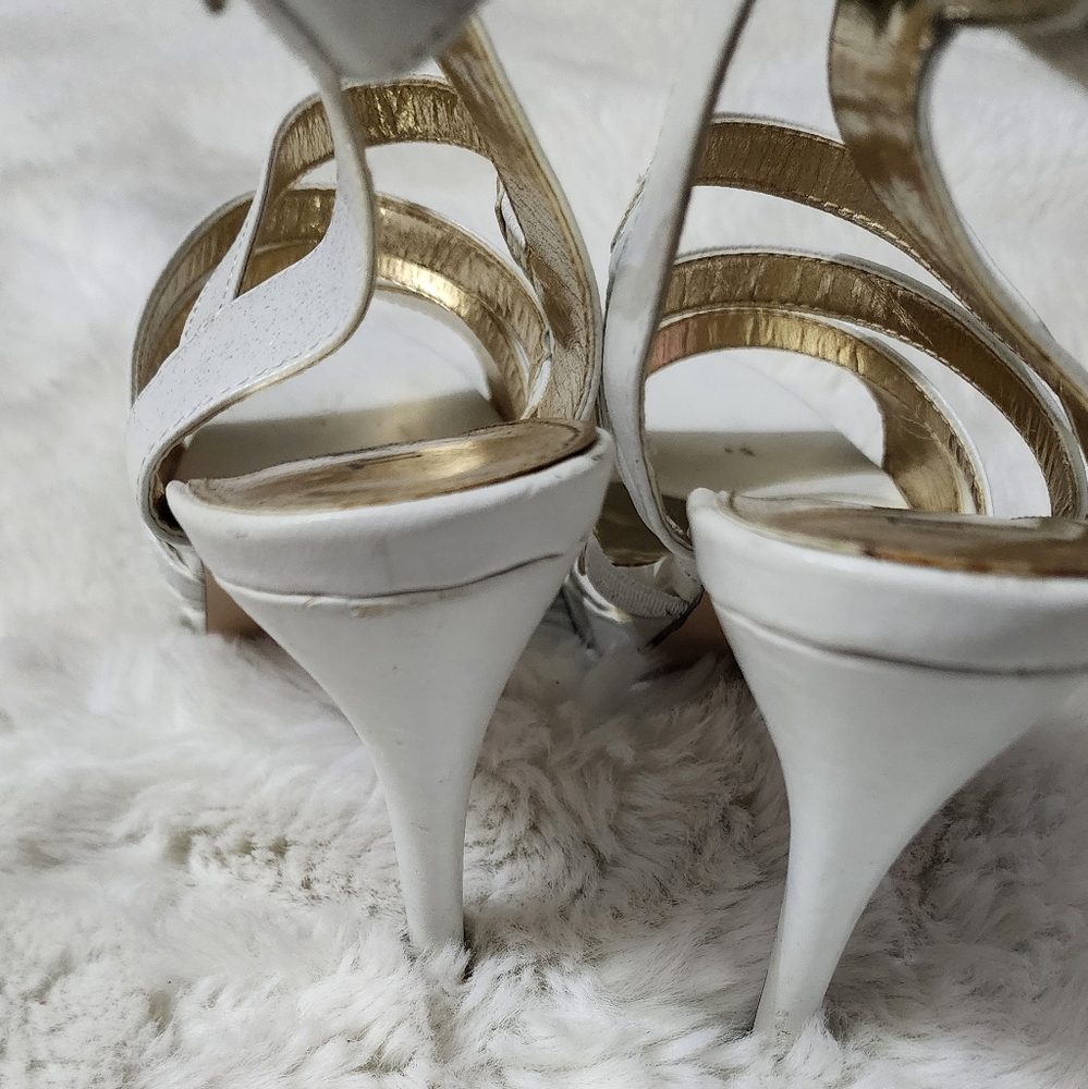 Elegant White Women's Heels - Picture 8 of 9